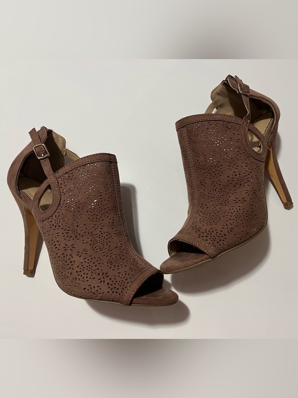 LC LAUREN CONRAD Caramel Women's High Heels Size 8.5 Color Caramel/Mauve